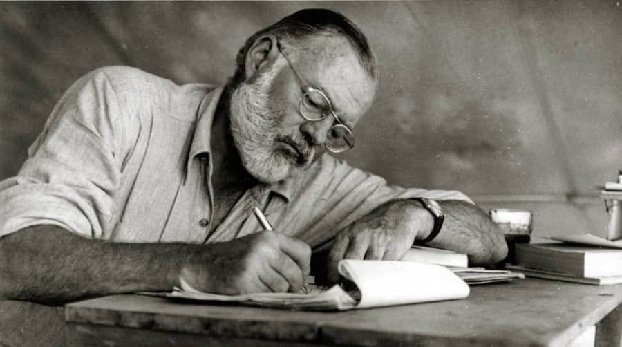 Ernest Hemingvej, foto: Guliver/IMAGO/NARA; Ernest Hemingvej, foto: Guliver/IMAGO/NARA;
