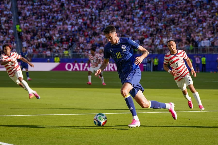 Radeljić startovao uz Katića i Muharemovića, foto: Guliver/IMAGO/JOERAN STEINSIEK; Radeljić startovao uz Katića i Muharemovića, foto: Guliver/IMAGO/JOERAN STEINSIEK;