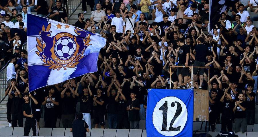 Navijači sa ponosom ističu dominaciju (foto: Guliver/IMAGO/Aleksandar Djorovic)