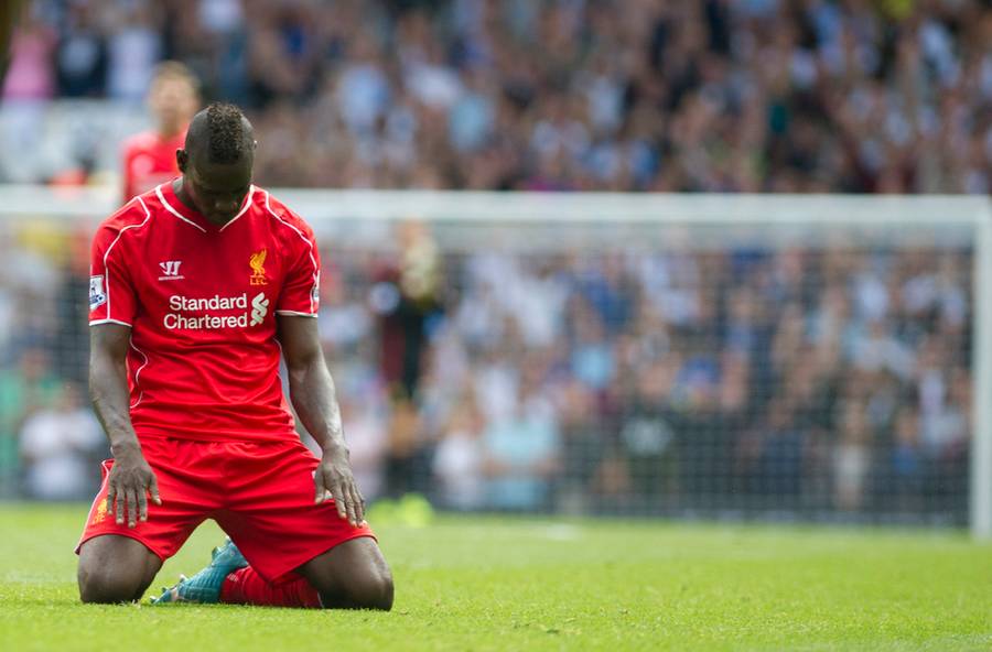 Početak nestanka sa najveće scene - foto: Guliver/AP Photo/Bogdan Maran
