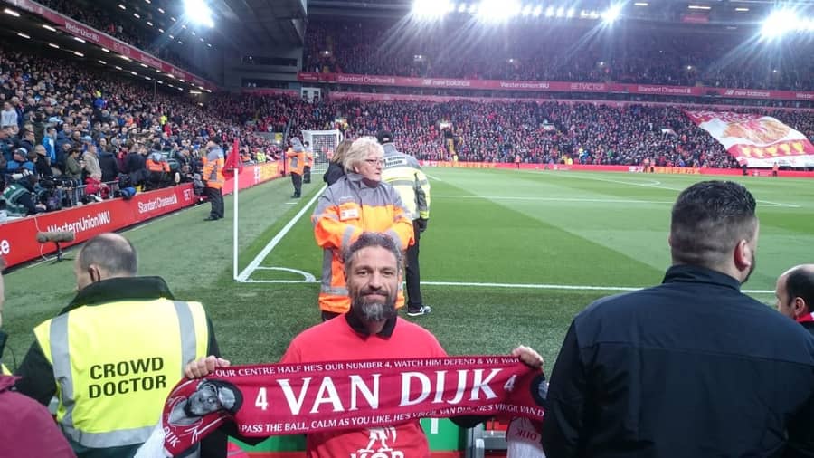 Branko na utakmici Liverpula