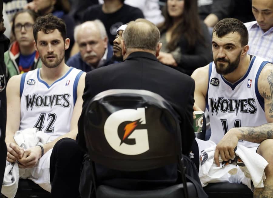 Kevin Lav, Rik Adelman i Nikola Peković - foto: Guliver/AP Photo/Jim Mone Kevin Lav, Rik Adelman i Nikola Peković - foto: Guliver/AP Photo/Jim Mone