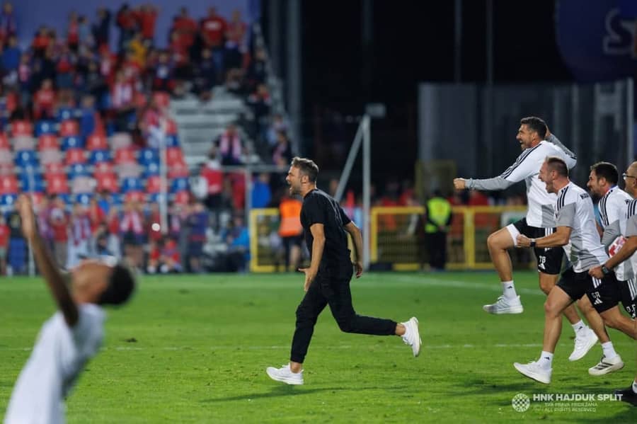 Garsija proslavlja pobjedu nad Rakovom u plejofu za Ligu konferencija (Facebook/HNK Hajduk Split) garcia; hajduk