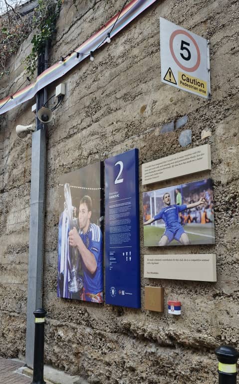 Branislav Ivanović na Čelsijevom zidu slavnih (foto: Skaut sport) Stamford Bridge Chelsea