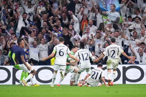 Slavlje posle gola Hoselua FOTO:Guliver/AP Photo/Manu Fernandez