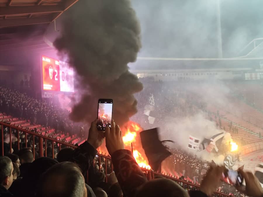 Skaut sport/ Grobari opet zapalili jug