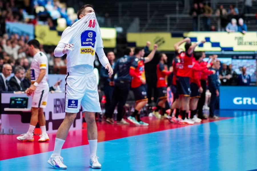 Novo razočaranje: Pobeda i dva poraza na EP