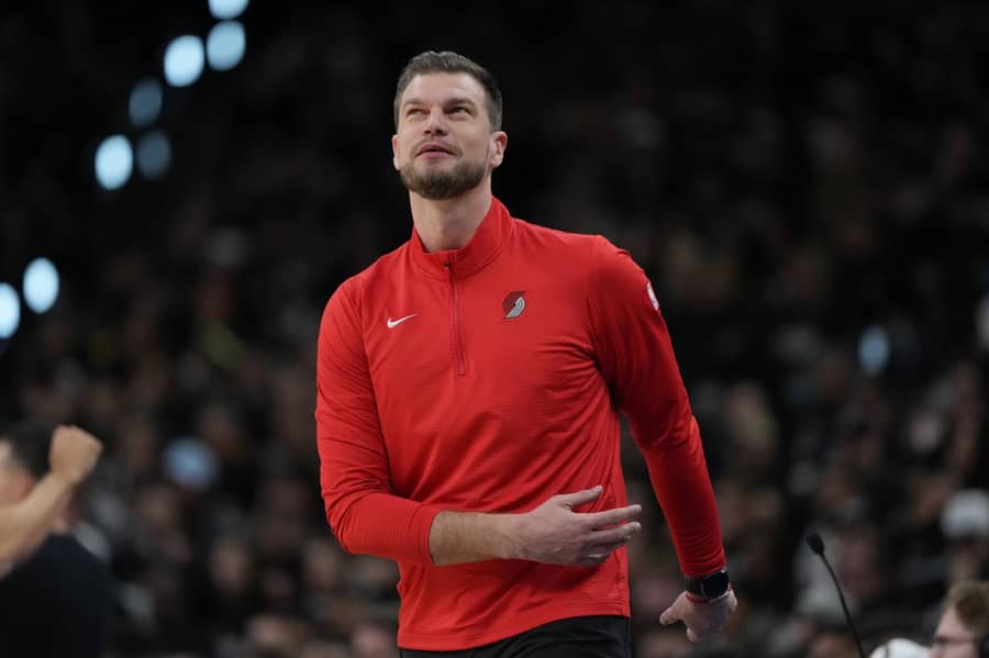 Napravio čudo u Portlandu, dobio platu asistenta - foto: Guliver/AP Photo/Eric Gay