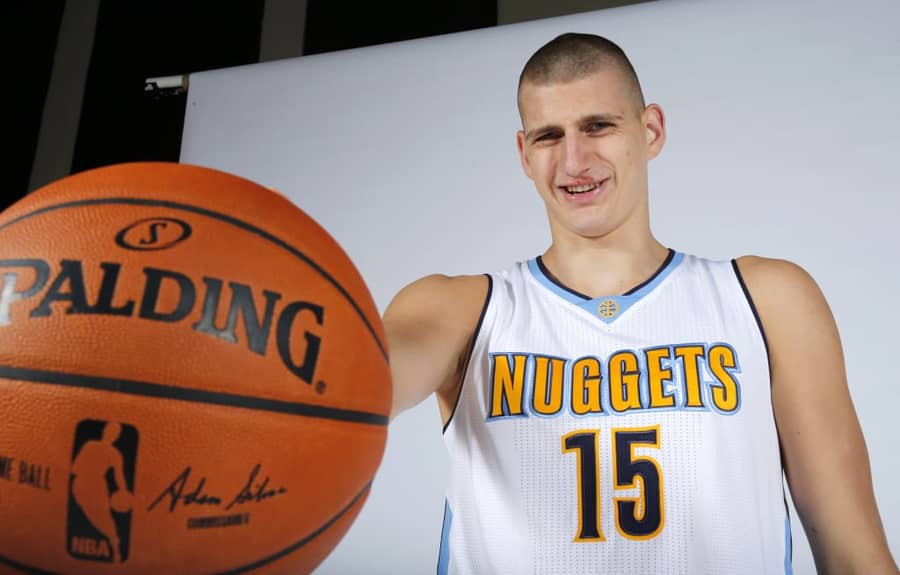 Karnišovas je bio jedan od zagovornika da Denver dovede Nikolu Jokića - foto: Guliver/AP Photo/Jack Dempsey Karnišovas je bio jedan od zagovornika da Denver dovede Nikolu Jokića - foto: Guliver/AP Photo/Jack Dempsey