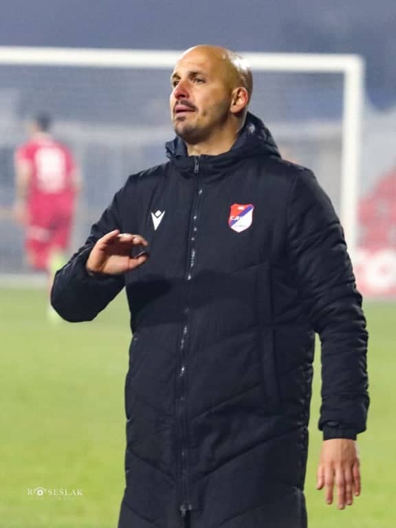 Marko Maksimović, terner Sloge