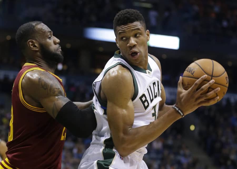 Da li će Janis i Lebron biti saigrači na Floridi?, foto: Guliver/AP Photo/Aaron Gash Da li će Janis i Lebron biti saigrači na Floridi?, foto: Guliver/AP Photo/Aaron Gash
