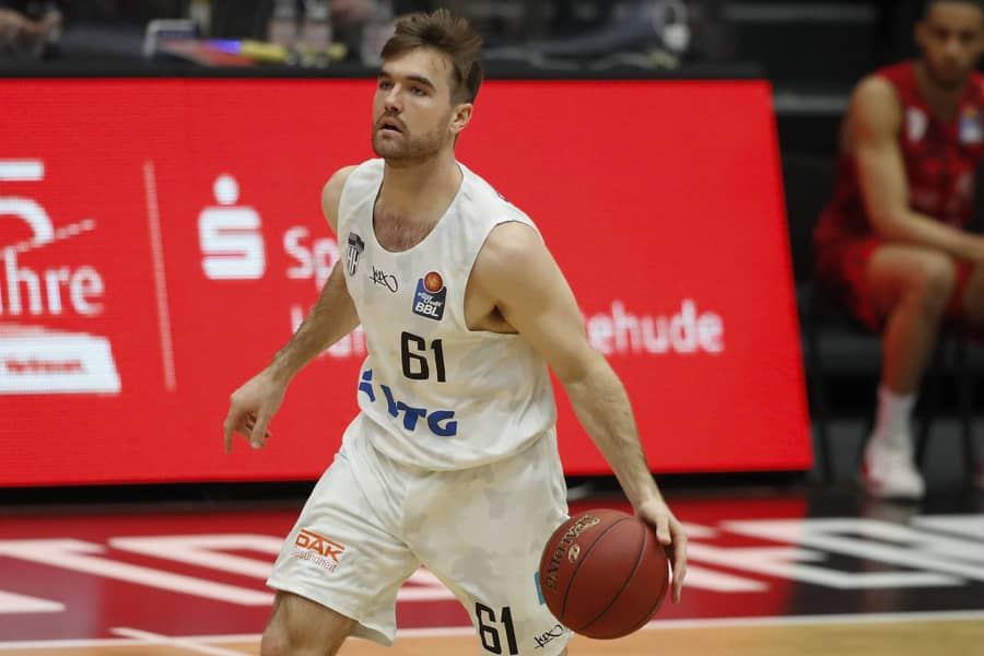 U dresu Hamburga - foto: Guliver/HMB Media/Julien Becker via www.imago-images.de; 