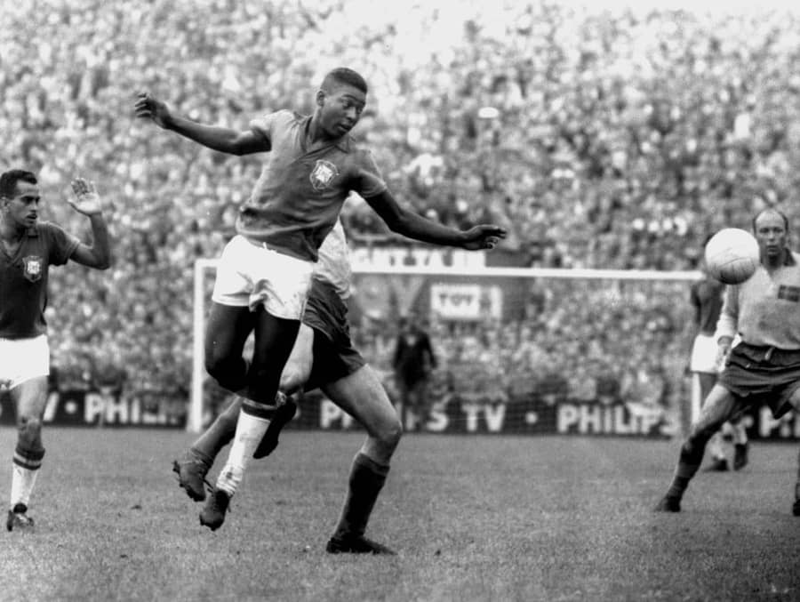 Pele na utakmici Brazil - Švedska, foto: Guliver/IMAGO/Horstmüller Pele na utakmici Brazil - Švedska, foto: Guliver/IMAGO/Horstmüller