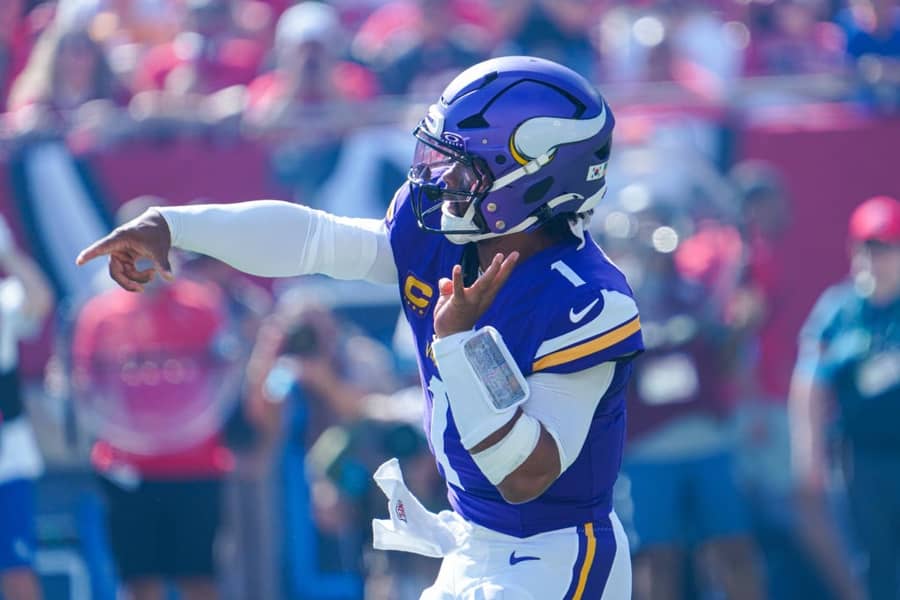 Kajler Marej na meču sa Bakanirsima (Guliver/xMartyxJean-Louisx) murray; vikings