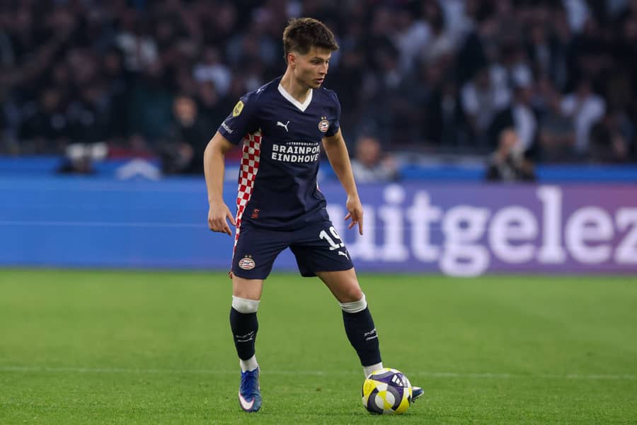 Još uvijek nepoznata uloga Barjaktarevića u PSV-u, foto: Guliver/ xHansxvanxderxValkx Još uvijek nepoznata uloga Barjaktarevića u PSV-u, foto: Guliver/ xHansxvanxderxValkx