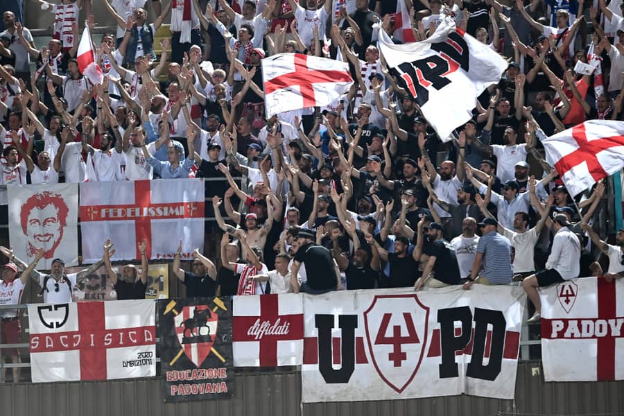 Navijači Padove na gostovanju protiv Palerma