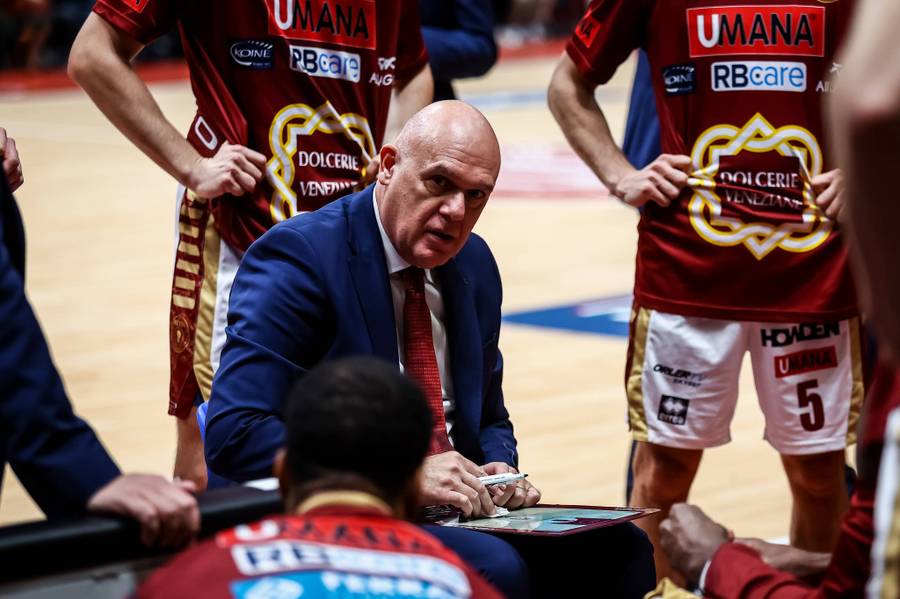 Neven Spahija, glavni trener Rejer Venecije, Foto: Guliver/ xSusannaxAriolix