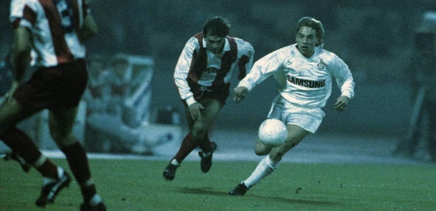 Crvena zvezda - Keln 2:0, 1989, duel Tomasa Heslera i Vlade Sto&scaron;ića, foto: FB/Istorija ex yu fudbala