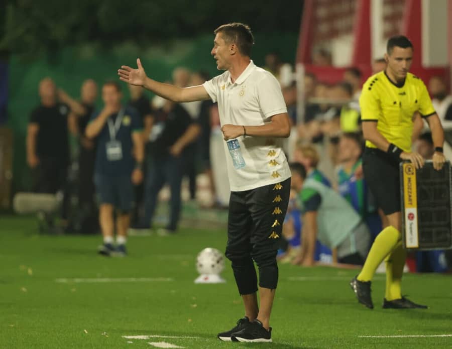 Ljubimac navijača na teškom zadatku: Trener Partizana Saša Ilić (Foto: Sajt FK Partizan) Ljubimac navijača na teškom zadatku: Trener Partizana Saša Ilić