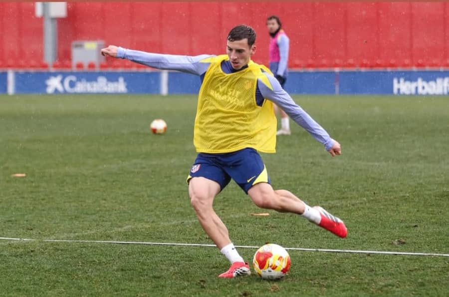 Perović u opremi Atletika - foto: Ateltico de Madrid