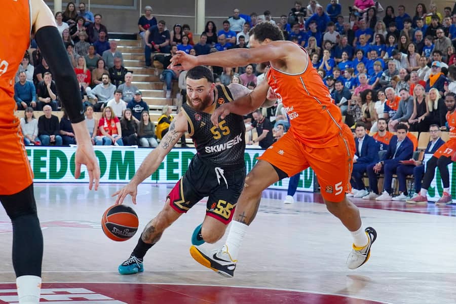 Anderson u duelu za Majk Džejmsom koji mu je jedan od težih protivnika, foto: Guliver/NorbertScanella Panoramic