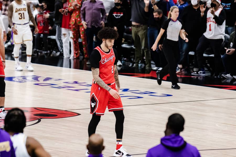 Porede zaustavile i njega i Bulse - Lonzo Bol - foto: Guliver/Tim koji je imao smisla na papiru - foto: Guliver/IMAGO Porede zaustavile i njega i Bulse - Lonzo Bol - foto: Guliver/Tim koji je imao smisla na papiru - foto: Guliver/IMAGO