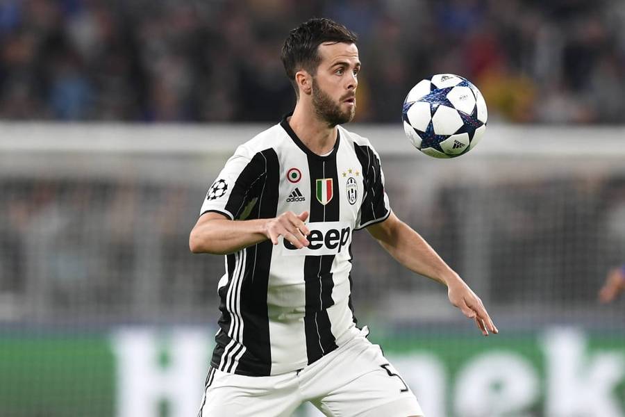 foto: Guliver - Pjanić je sa Juventusom osvojio 4 Skudeta foto: Guliver - Pjanić je sa Juventusom osvojio 4 Skudeta