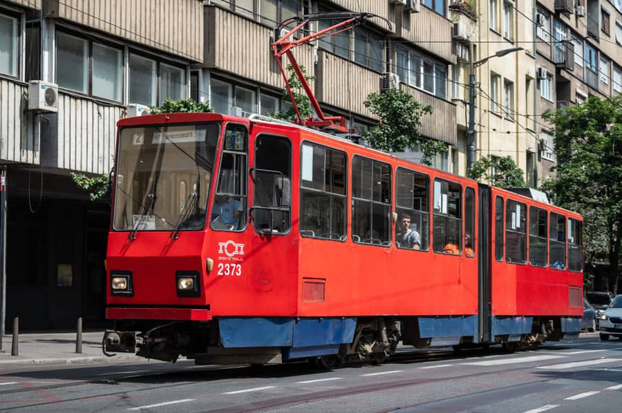 Tramvajem na utakmicu: Realnost u sezoni 2027/28 