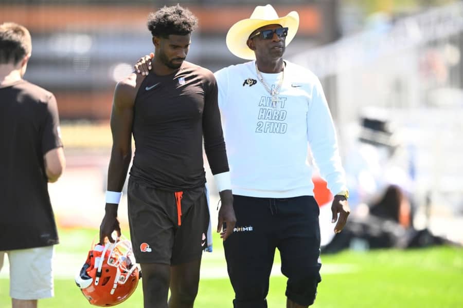 Šedur i Dejon Sanders na trening kampu Klivlenda (Guliver/AP Photo/David Richard) shedeur sanders; deion sanders; cleveland browns