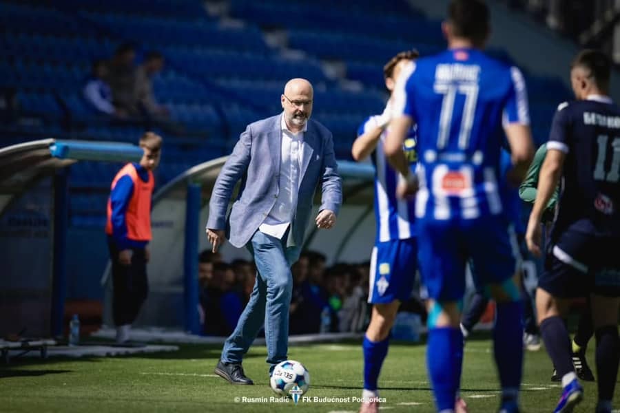 Miodrag Božović za sada ima podr&scaron;ku uprave - foto: FK Budućnost