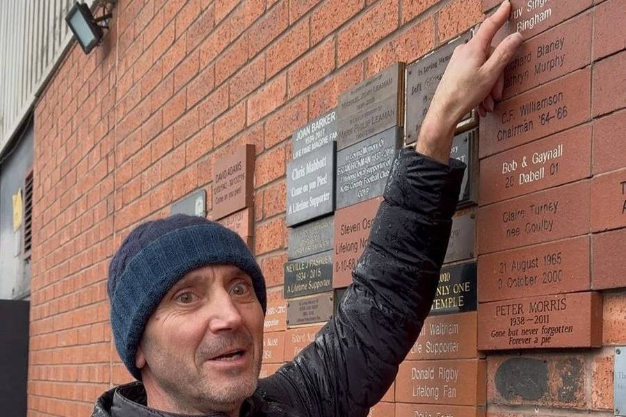 Džulijan Moris navijač Nots Kauntija