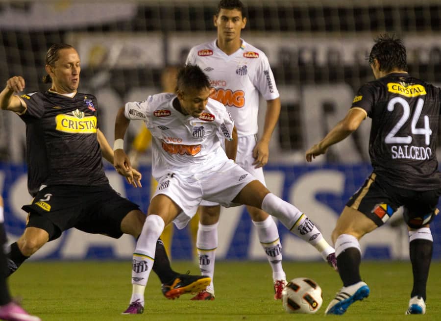 Luis Mena, Kolo Kolo