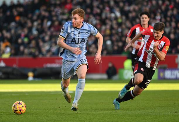 Kuluševski protiv Brentforda FOTO:Guliver/xNigelxBramleyx