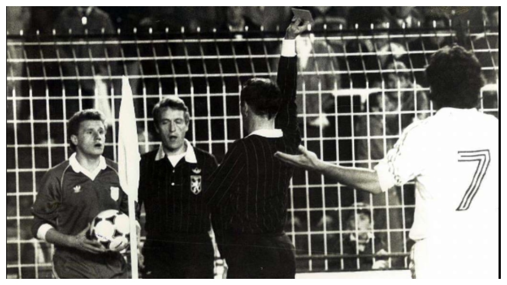 Trenutak kada je Desnica isključen, Foto: Marca