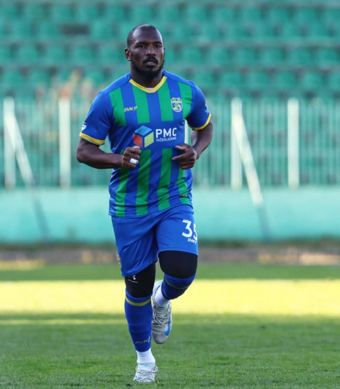 El Fardu Ben u dresu Zemuna FOTO:Instagram/fudbalski_klub_zemun