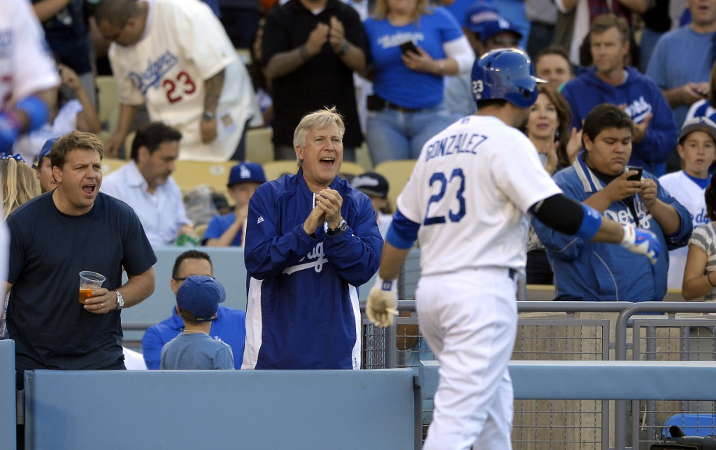 Mark Volter Mark Volter AP Photo/Mark J. Terrill