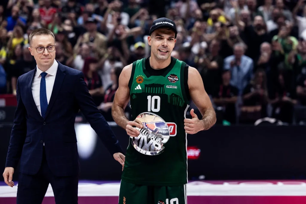 Kostas Slukas u dresu Panatinaikosa, MVP Fajnal Fora Evrolige, foto: Evroliga Kostas Slukas u dresu Panatinaikosa, MVP Fajnal Fora Evrolige,