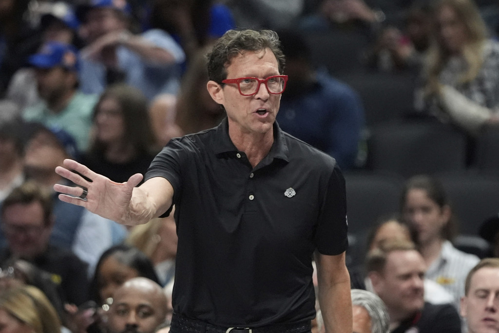 Kvin Snajder trener Atlanta Hoksa, Guliver/AP Photo/LM Otero Kvin Snajder trener Atlanta Hoksa